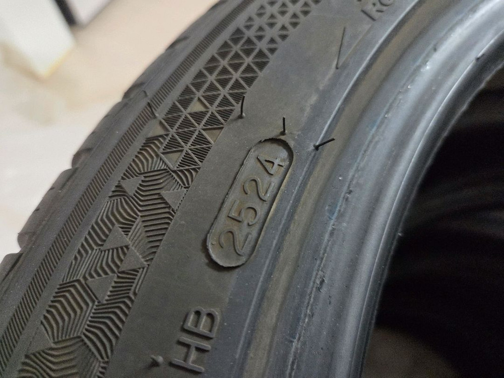 한국 윈터타이어 255/45R/20 4개(1대분) 판매--6