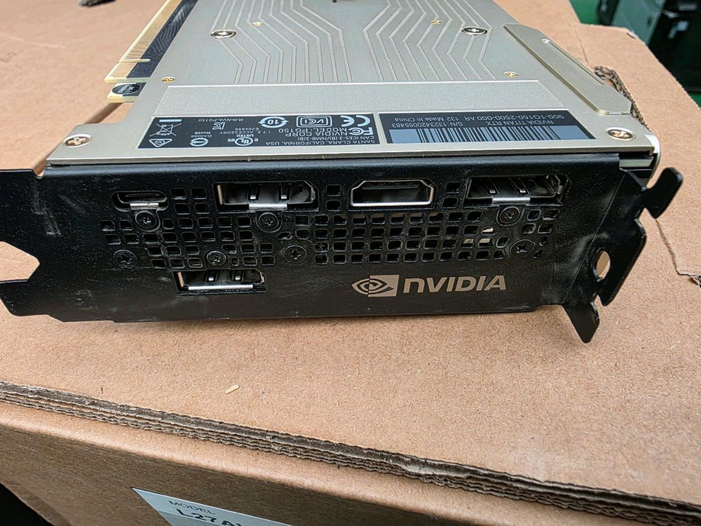 엔비디아 TITAN RTX 24GB 그래픽 카드--1