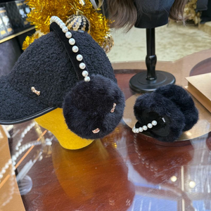 성수 팝업 TBH 헬로키티 키티 귀마개 귀도리 귀돌이 새상품