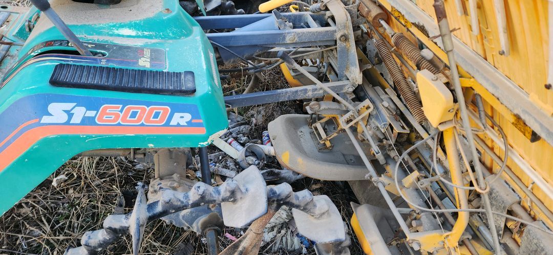 장기간 미사용 대동 승용이앙기 작업기 운반차 4WD 사륜구동--4