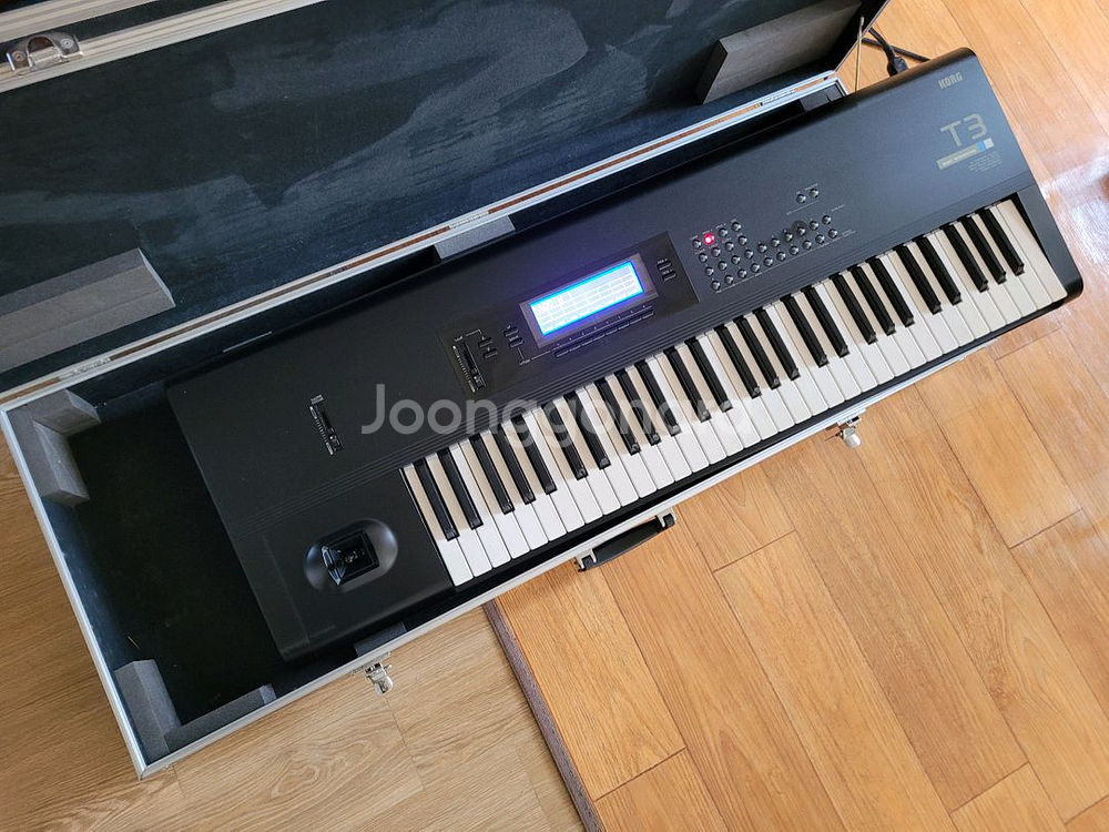 특A급 백라이트 개조된 코르그T3--2