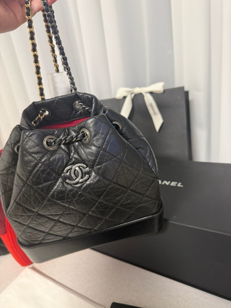 샤넬 가브리엘백팩 스몰 블랙 새상품컨디션 저렴하게 판매합니다 이미지