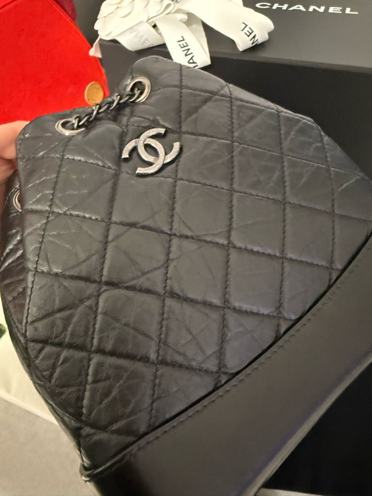 샤넬 가브리엘백팩 스몰 블랙 새상품컨디션 저렴하게 판매합니다 이미지