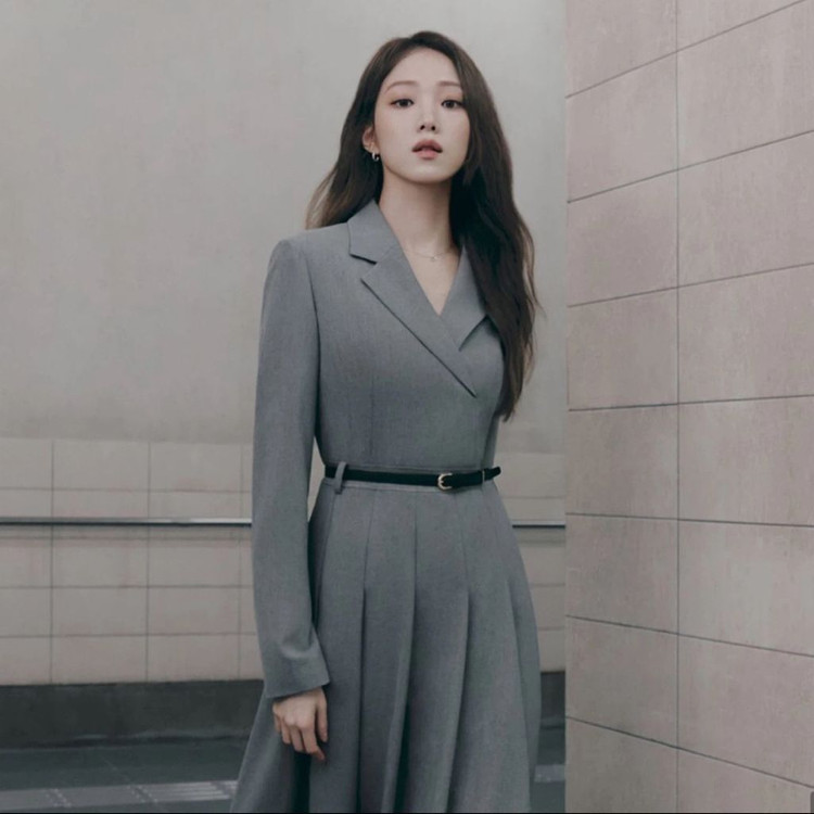 (라인 어디션)벨티드 플리츠 원피스(새상품, 77사이즈, 멜란지 그레이, 정가 35만원, 하객룩 추천)--0