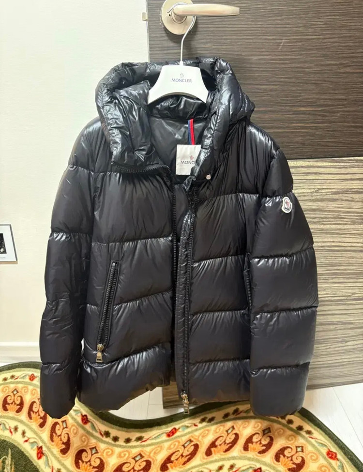 몽클레어 세리뜨 블랙 3--0