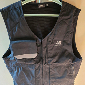 뉴발란스 카메라맨 베스트 L사이즈