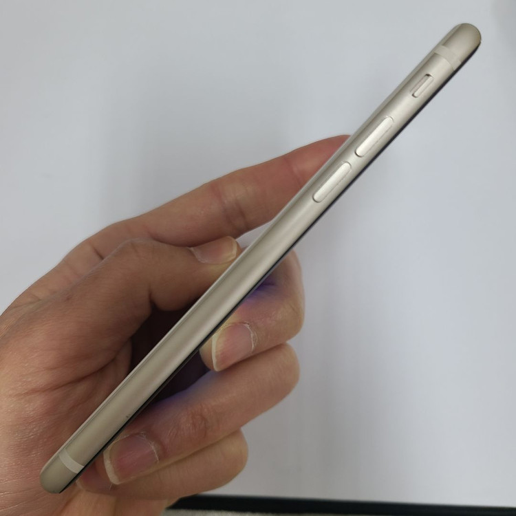 .아이폰 SE3 128G 스타라이트 AA급 배터리87% 메인추천 042653 이미지