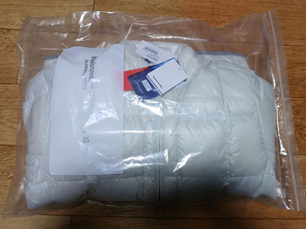 (새상품)(L)디네댓 PERTEX 라이트 다운자켓 아이보리--1