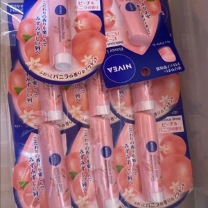 니베아 복숭아 립밤 새상품 이미지