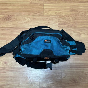 로우프로 인버스 200aw 힙색 카메라 가방