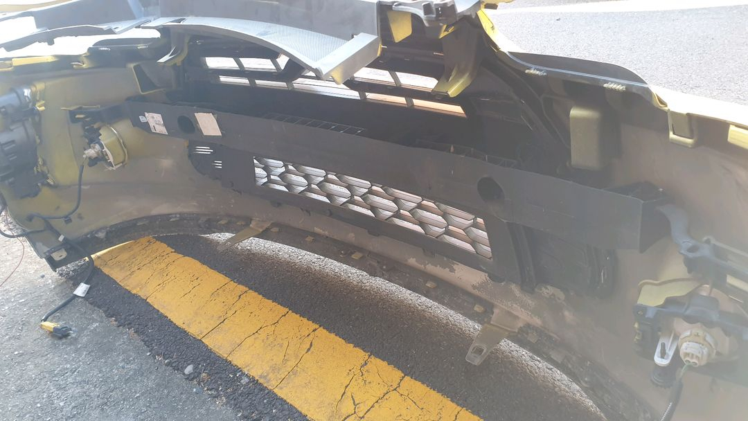 시트로엥ds3뒤도어.시트로엥ds3후미범퍼 판매 이미지