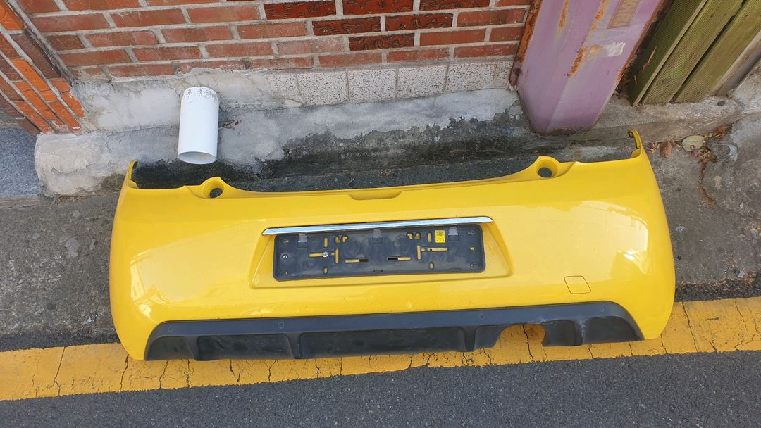 시트로엥ds3뒤도어.시트로엥ds3후미범퍼 판매 이미지