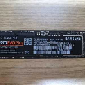 삼성 970 EVO Plus 2TB NVMe M.2 SSD 팝니다