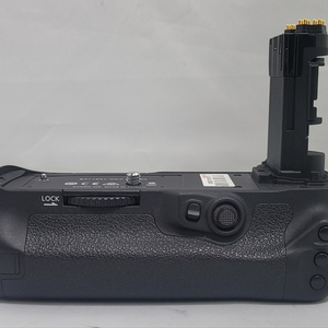 캐논 bg-e20 세로그립 팝니다