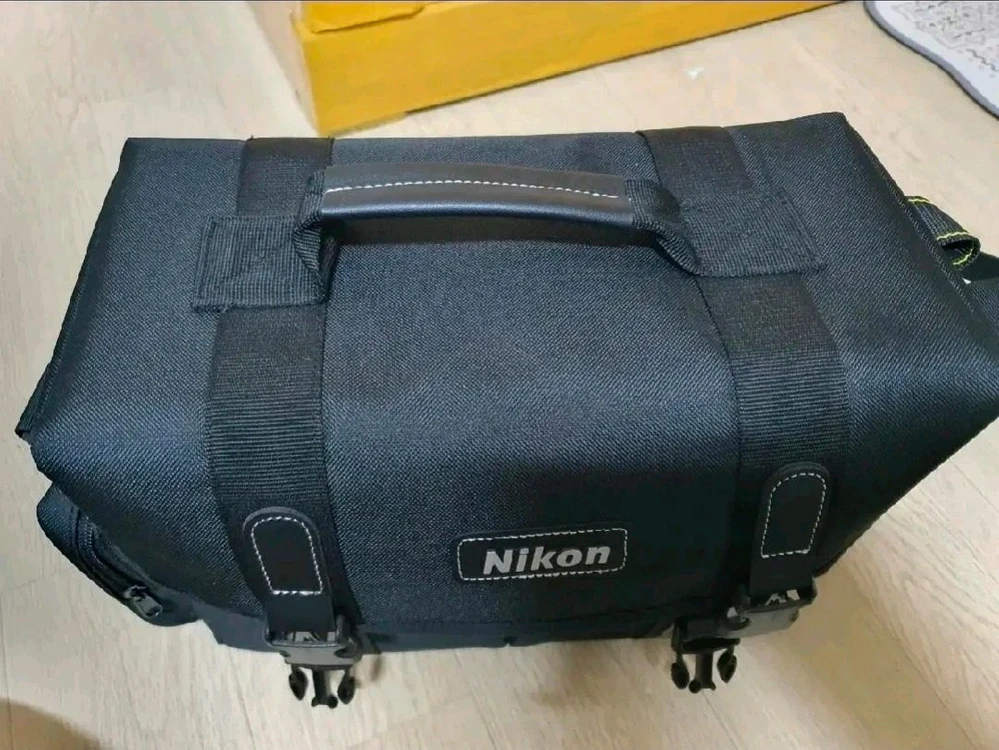 니콘 쿨픽스 P1000 디지털카메라 이미지