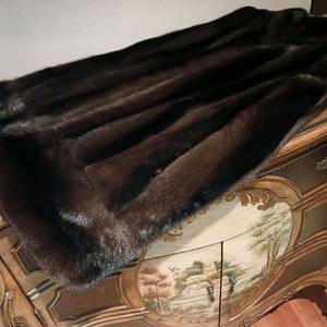 진도 휘메일 풀스킨 밍크베스트 택배비포함 바로배송합니다