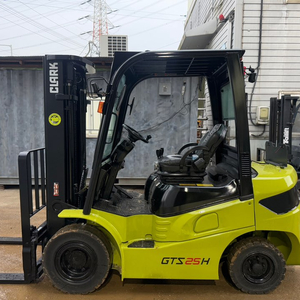 특급매물 클라크 2.5톤 디젤지게차 풀캐빈 초특가 판매️