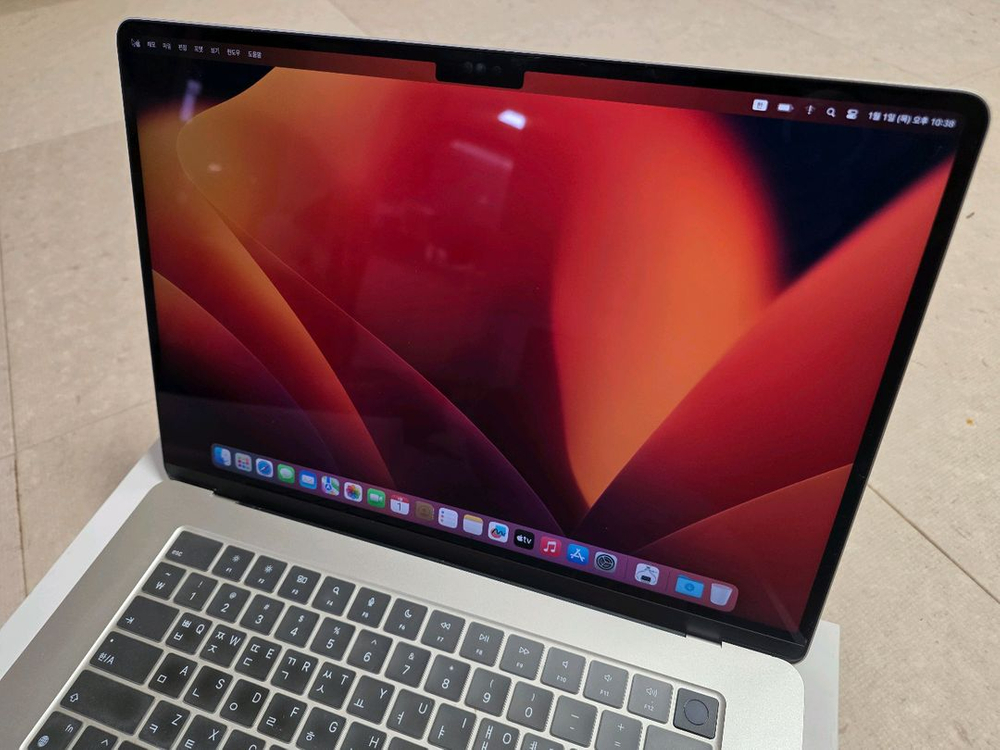 배터리98 맥북 에어 15인치 8g 256g--8