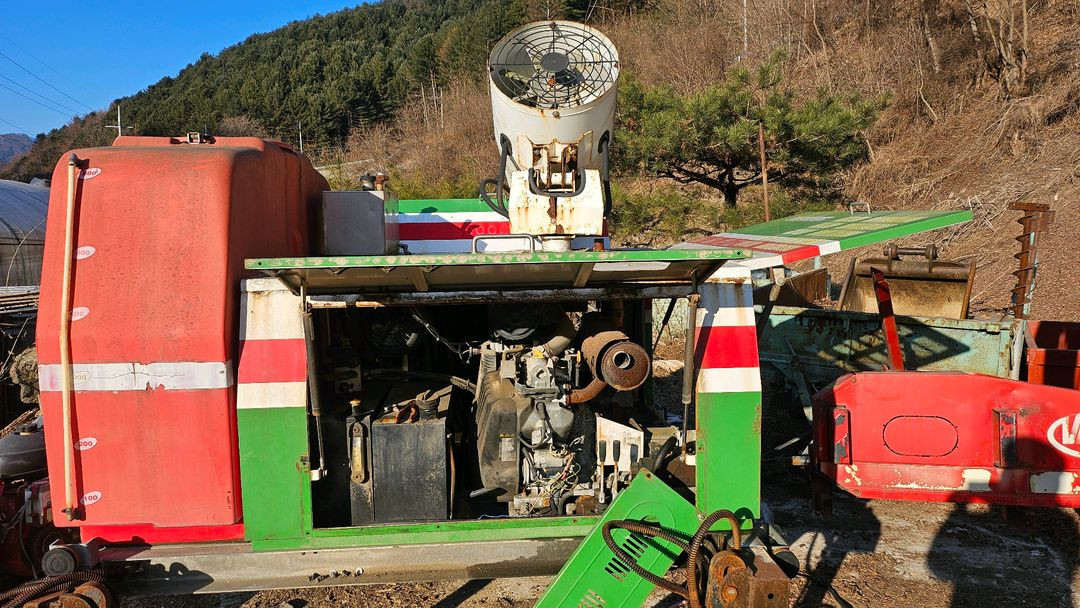 방역기계 유압모터 실린더 개조 고압펌프 이미지