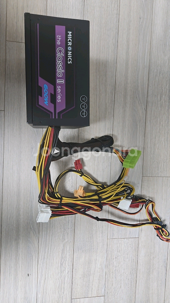 컴퓨터 파워 마이크로닉스 600w 팝니다.--1