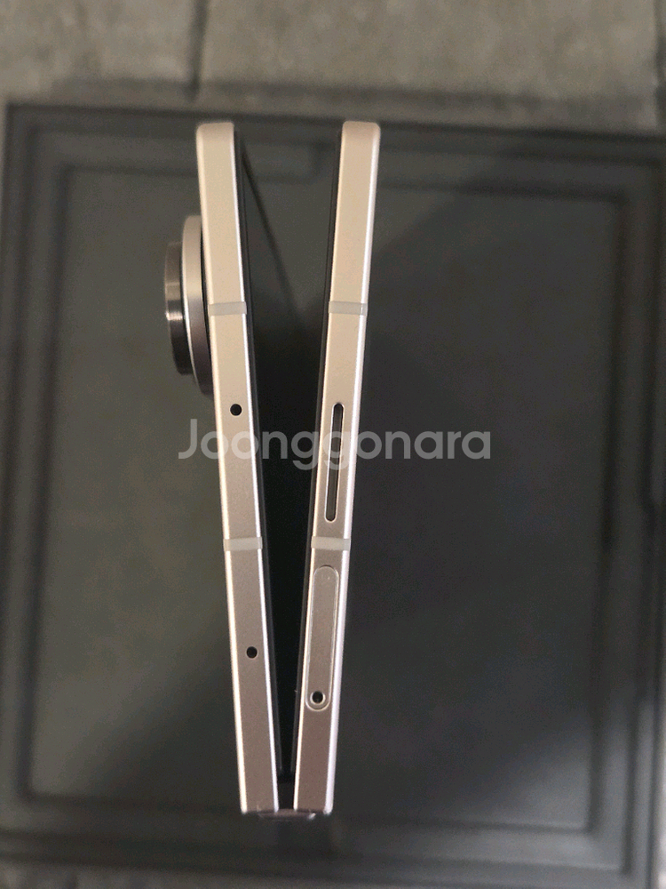 안심o,삼케플o, 갤럭시Z폴드7 512g 실버쉐도우 팝니다--2