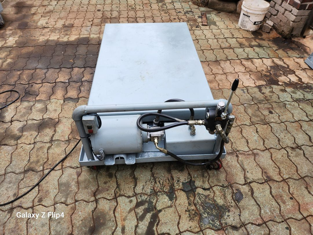 유압 테이블 리프트--6