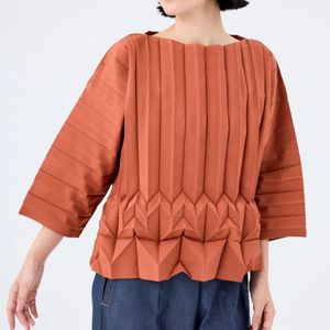 미 이세이미야케 큐브 플리츠탑 FJ582 테라코타 정품 새상품 플리츠플리즈