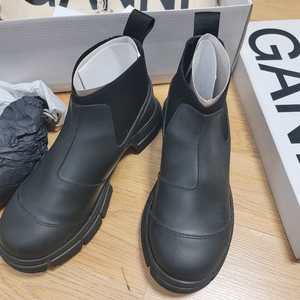 GANNI 가니 부츠 36(3)