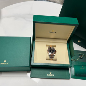 롤렉스 GMT 마스터 II 콤비 루트비어 새제품 팝니다