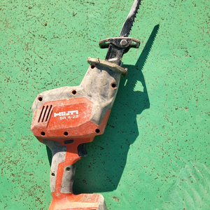 힐티 뉴런 컷쏘(sr4-22) 팝니다