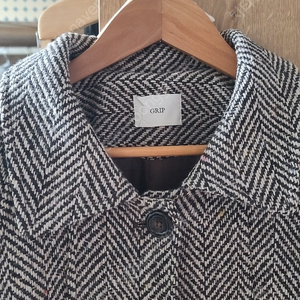 헤링본코트 브라운 발마칸 모직코트 11am 페퍼윤윤 올라이츠 레디투웨어 심플먼트 소윰 바이미나 심플먼트 리틀블랙