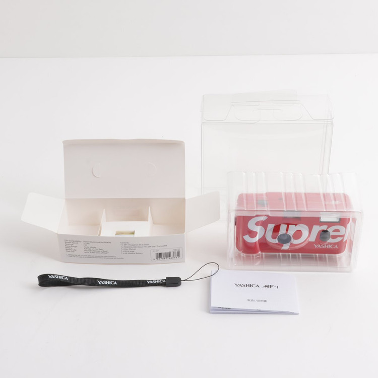 슈프림 요시카 Yashica MF-1Camera RED. 새제품 팝니다. 이미지
