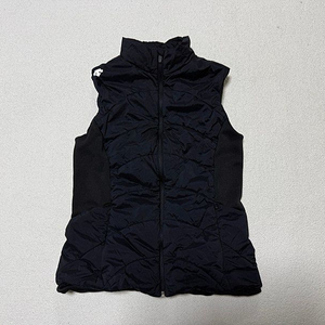 데상트 패딩 조끼 여성용 85호 44사이즈