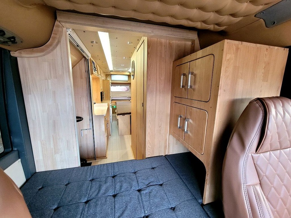 13년 뉴카운티2인승캠핑카(오토,4인승가능,올편백)-전액할부됨 이미지