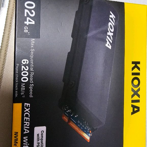 키오시아 EXCERIA 게이밍 히트싱크 NVMe SSD Gen4 1TB