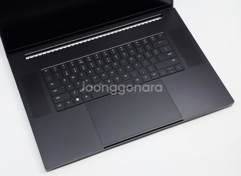 레이저블레이드 18 RTX4090 i9/QHD RAM 32GB 게이밍--1