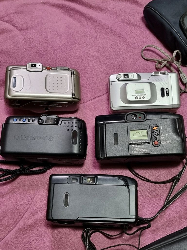 부품용 수리용 필름카메라 5개 판매합니다 이미지