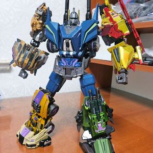 트랜스포머 wfc 옵티머스프라임 구판팝니다 워포사이버트론 | 중고나라 - 안심되는 중고거래