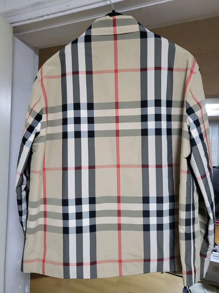 23SS 버버리 체크 자켓 m--3