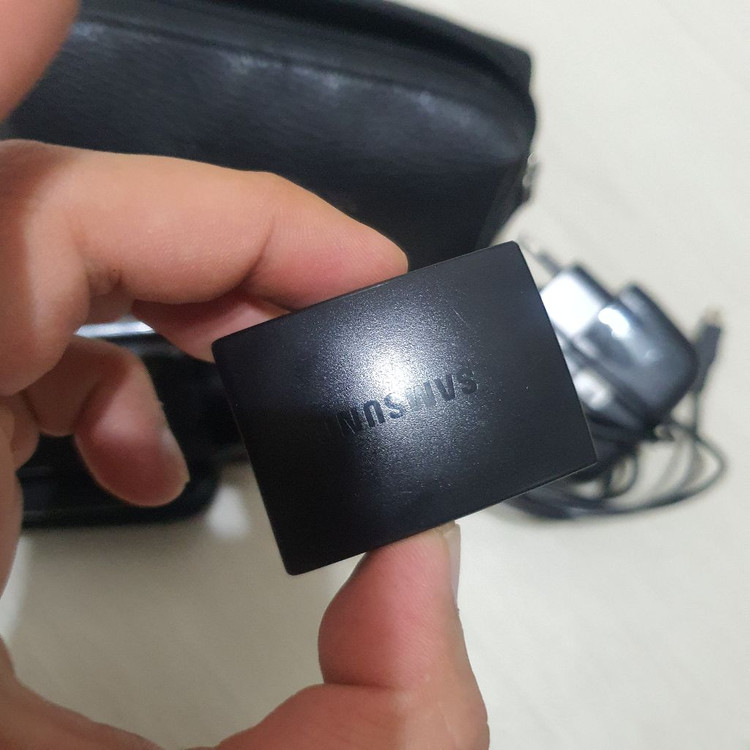 삼성 HMX-H405BD 캠코더 이미지