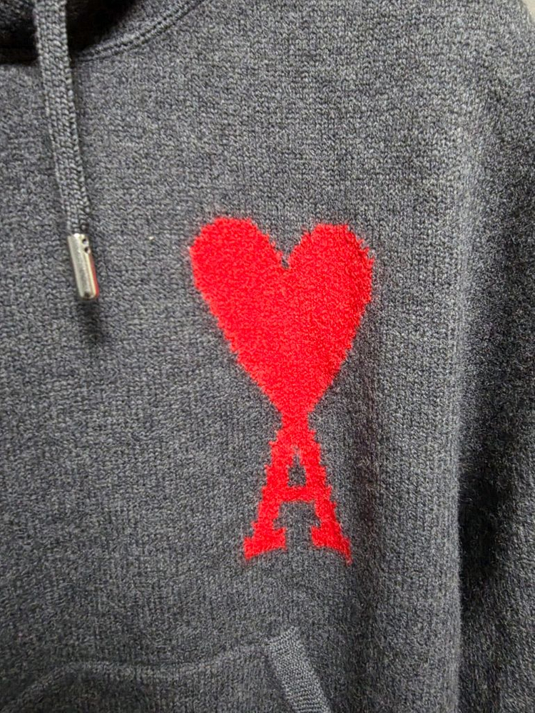 아미 빅하트 울 후드 니트 이미지