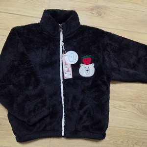 새상품) 리미떼두두 블랙 베어 퍼 집업 덤블 후리스 L