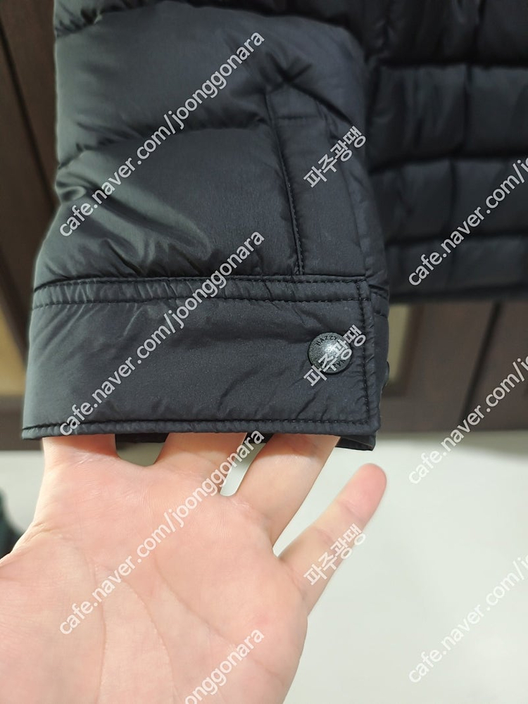 헤지스남아 경량패딩 155 4만4천원 착불 새거같은중--2