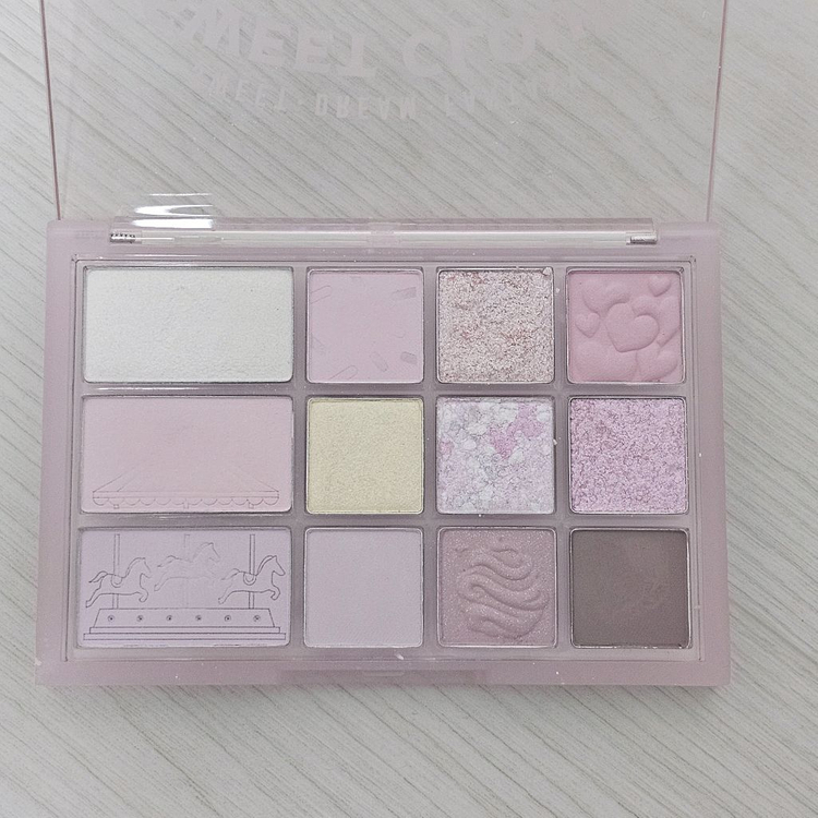 클리오 쉐이드 앤 섀도우 팔레트 05 솜사탕랜드--1