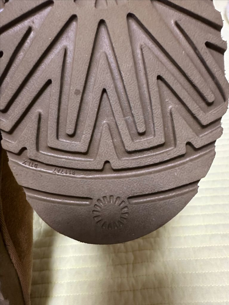 어그 클래식 톨2(미국) 이미지