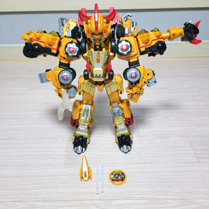 다이노코어 얼티밋디버스터 티라노 풀셋 상태좋음