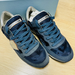 (정품)필립모델 트로페즈 바사 블루 카모플라주 여성 신발 팝니다