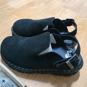 닥터마틴 제브잭 뮬 블랙 (260,7UK 사이즈)