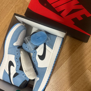 에어 조던 1 레트로 하이 OGAIR JORDAN 1 RETRO HIGH OG 이미지