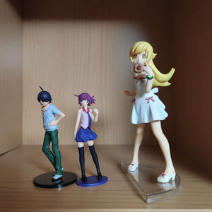 모노가타리 피규어 3종 아라라기 코요미, 센죠가하라 히타기, 오시노 시노부 이미지